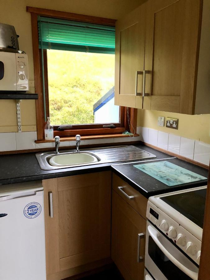 Easterhoull Chalets Scalloway Esterno foto